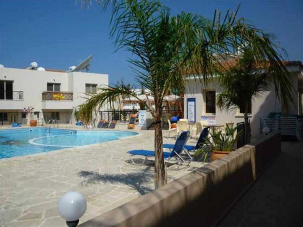 Ifestos Kings Resort Appartment Paphos Exterior photo